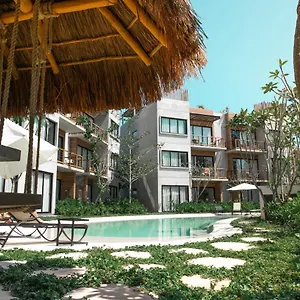 Hotel apartamentowy Macondo